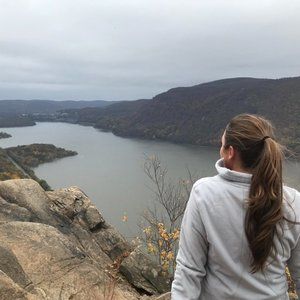 Meet your Posher, Christina